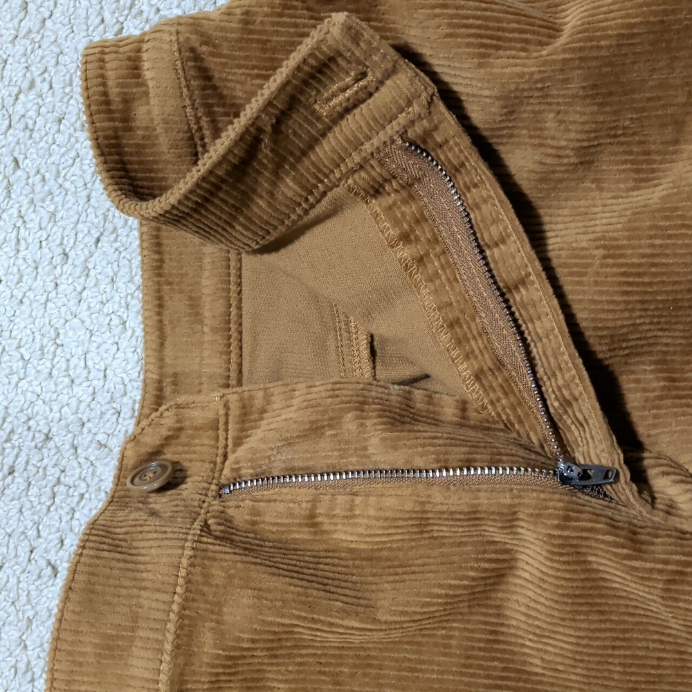 Uniqlo A-Line Corduroy Skirt - Picture 3 of 10